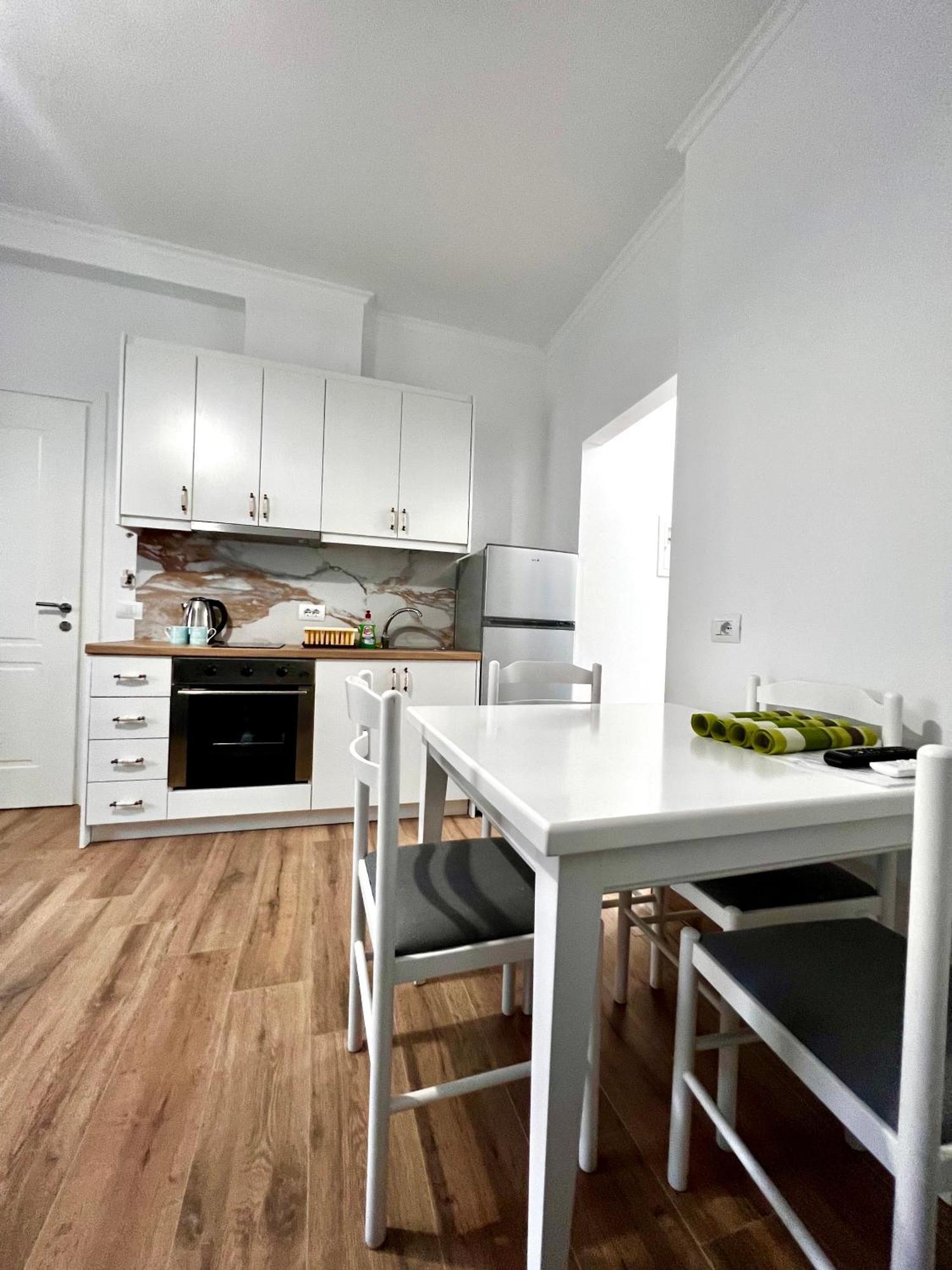 Appartement The Gwen à Saranda Extérieur photo